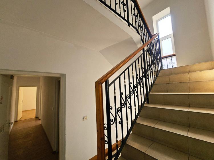 Ferdinand stradal | Vila individuala S+P+2+M | Curte proprie | Constructie 2002 - 40