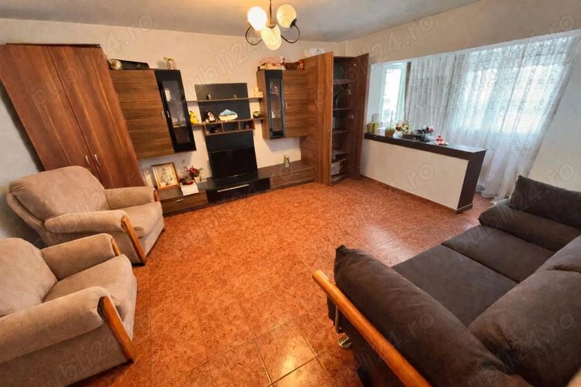 Vand apartament 3 camere - 10