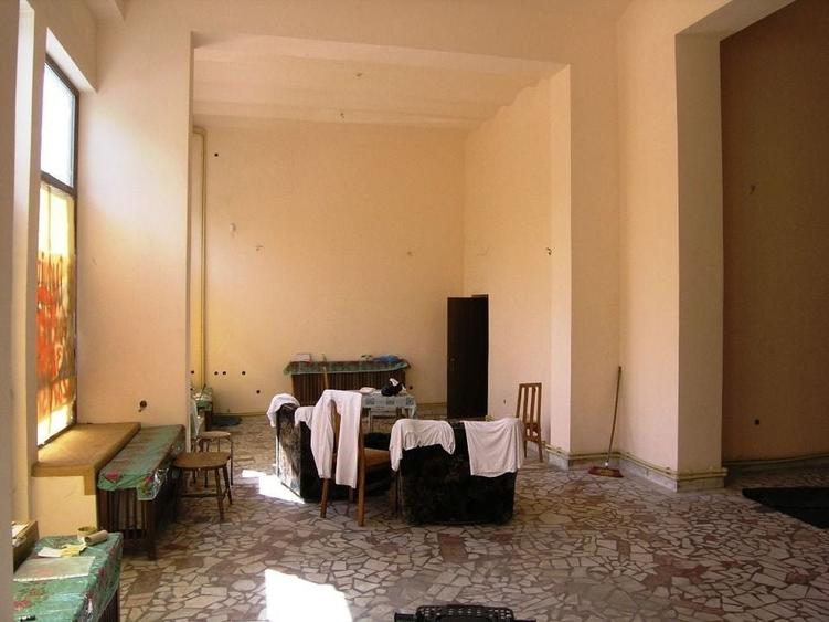 Unirii Bratianu cladire monument - 5