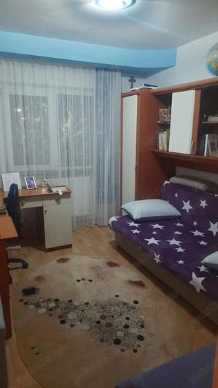 Vanzare apartament 3 camere utilat si mobilat - 4