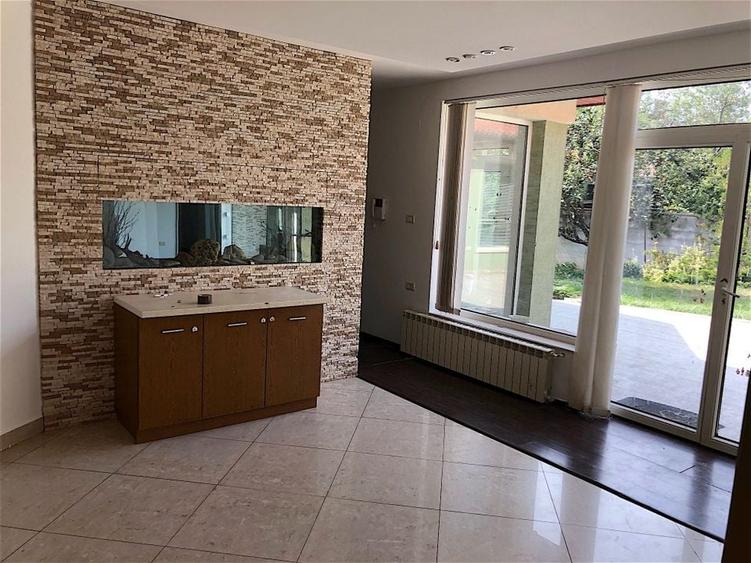 Casa zona Cetatii de locuit sau birouri - 15