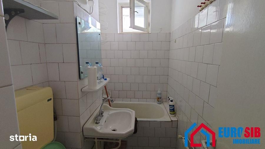 Apartament 2 camere si balcon Sibiu zona Cedonia - 7