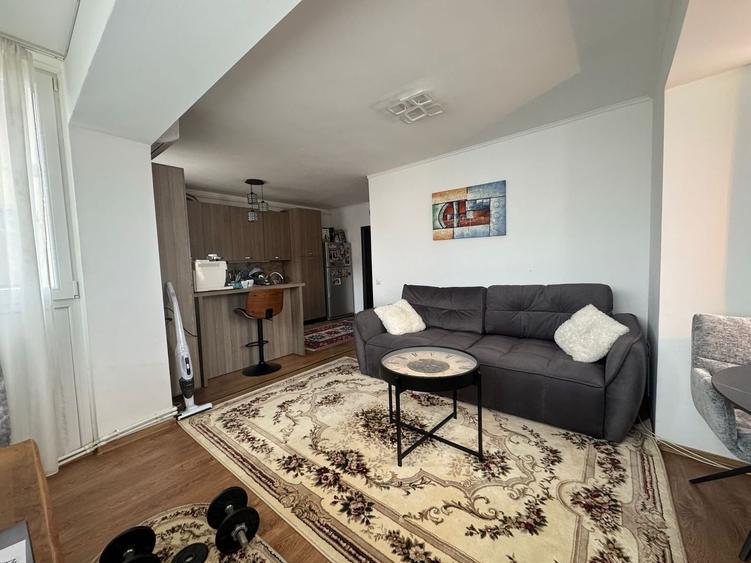 Apartament 3 camere, 70 mp cu parcare, et3, Str Florilor - Floresti - 6