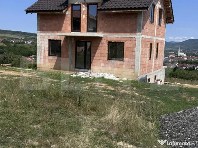 Casa noua, priveli?te panoramica, 400 mp teren - 1