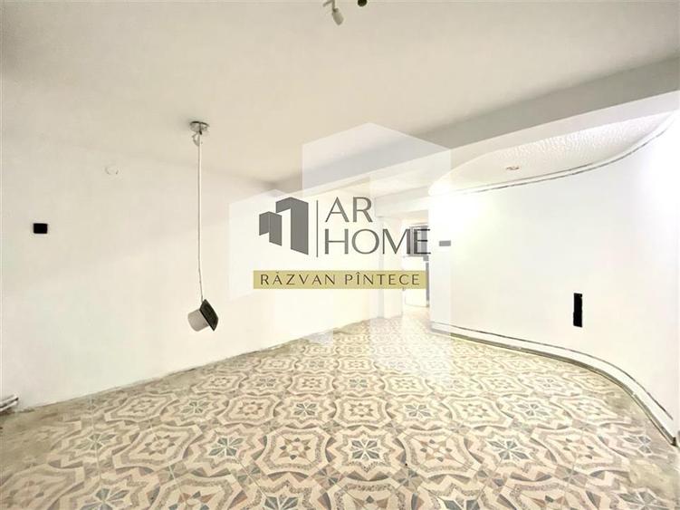 Spatiu comercial 100 mp cu terasa 100 mp, zona ultracentrala, Ploiesti - 8