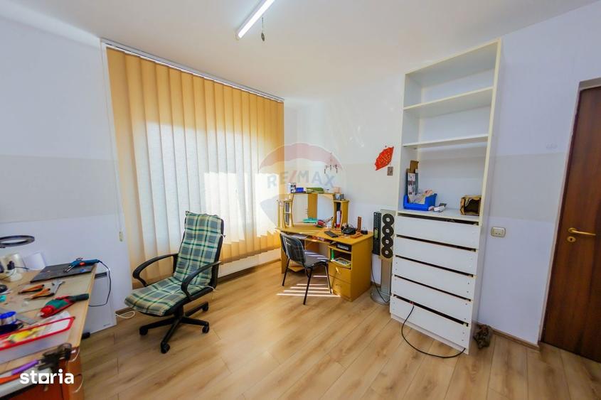 Casa pentru locuit, zona lini?tita, la cateva minute de ora? - 11