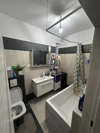 Apartament de 3 camere in zona Mamaia Sat - 6