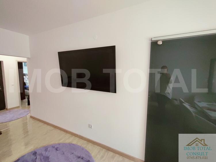 Apartament 3 camere , Zona Targul Saptamanal, mobilat si utilat, 2 locuri parcar - 8