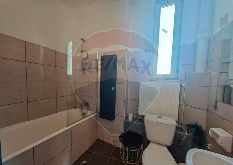 Apartament 4 camere - zona Universitate - Cavafii Vechi - 1