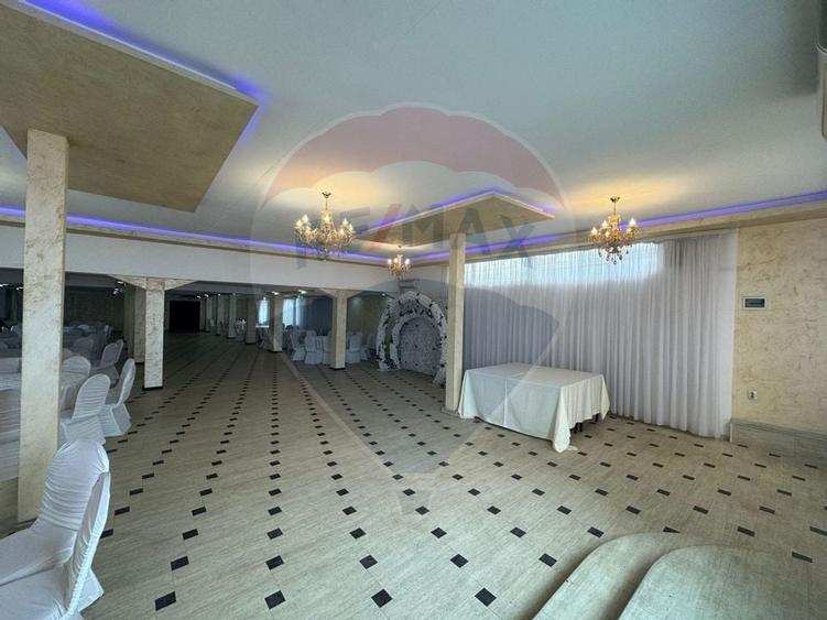 Spatiu comercial de 900mp de inchiriat in zona Romanesti - 1