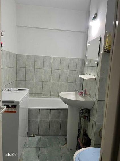 Inchiriez apartament 2 camere zona Metro - 1