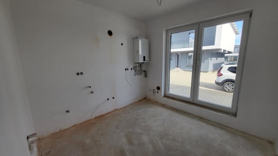 Duplex de vanzare in Rasinari – 4 camere, 2 bai, loc parcare, predare la alb - 1