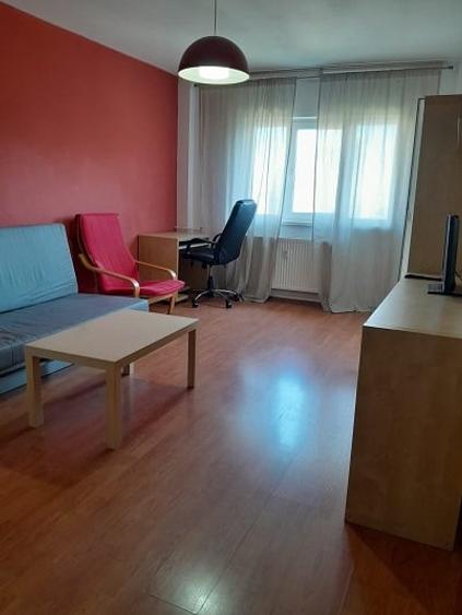 Garsonieră decomandată în Iancului