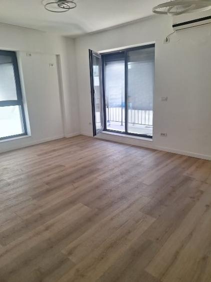 Tomis Nord, spatiu ideal BIROURI, 300 mp., curte, 2 locuri parcare - 1