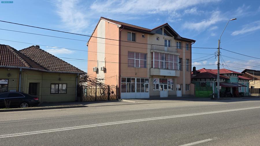 Clădire Comercială + Apartamente | 390 mp | Drumul European | - 1