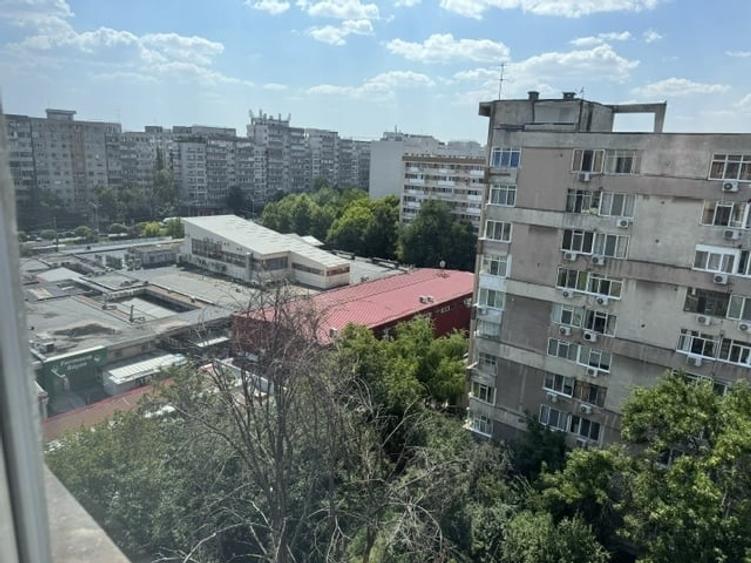 Garsonieră decomandată în Veteranilor