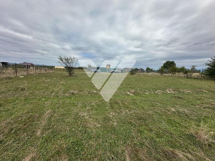 Teren intravilan cu autorizatie de constructie 417 mp - zona Cisnadie - 7