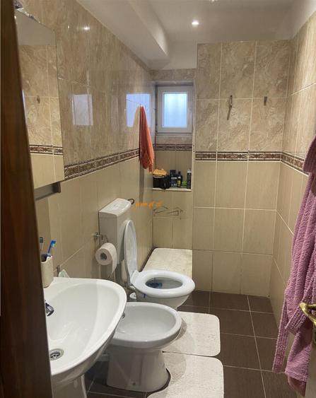 Garsoniera , zona Cartier Sud , parter , decomandata , 40mp - 6