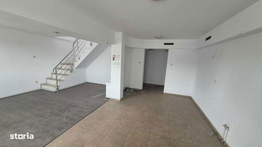 Apartament cu 4 camere în Brazda lui Novac