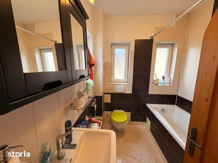 Casă cu 4 camere decomandat cu Teren 490 Mp în Șura Mică