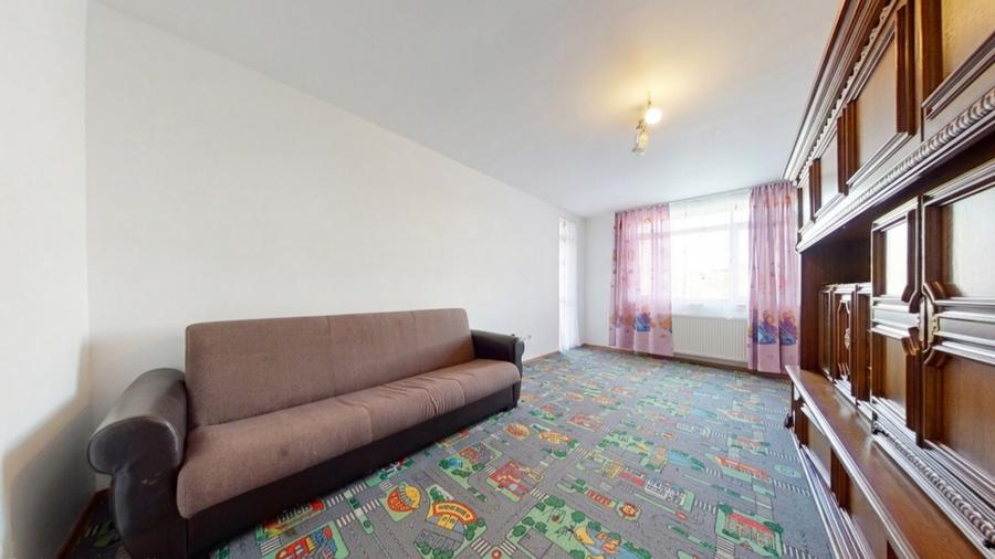 Apartament cu 2 camere decomandat, mobilat în Micălaca