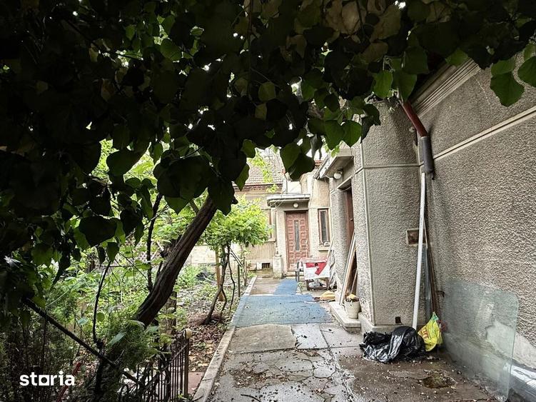 Casă cu 3 camere cu Canalizare în 1 Mai