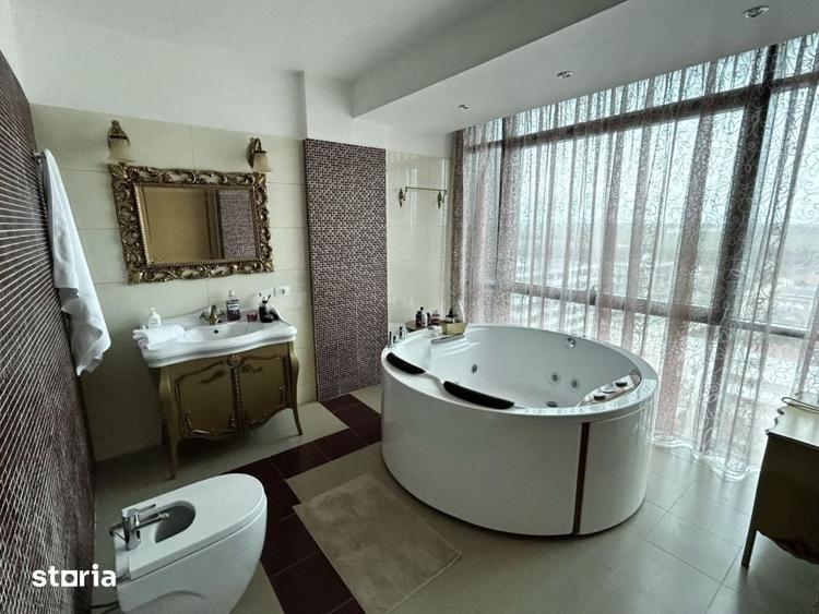 Apartament cu 4 camere în Central