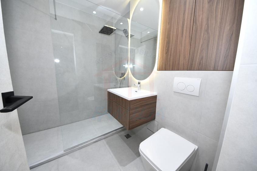 Apartament cu 2 camere decomandat în Faleză