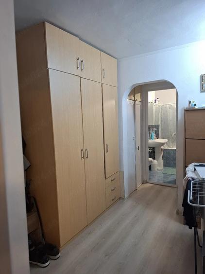 Apartament cu 2 camere decomandat, mobilat în Ostroveni
