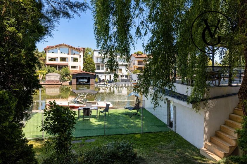 Casă individuală cu 5 camere cu Canalizare în Snagov