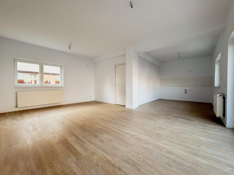 Duplex cu 4 camere cu Teren 250 Mp în Gulia