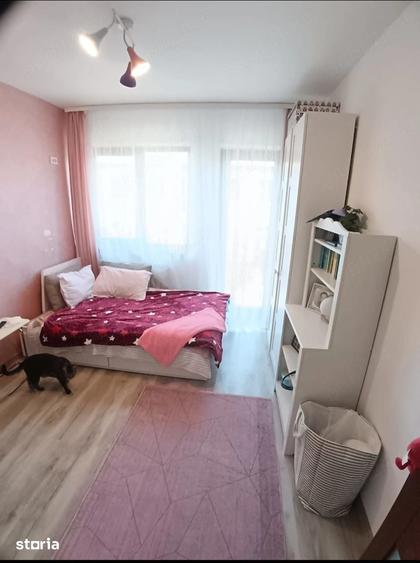 Casă cu 4 camere cu Teren 250 Mp în Sud