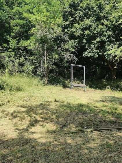 Casă cu 2 camere cu Teren 1500 Mp în Valea