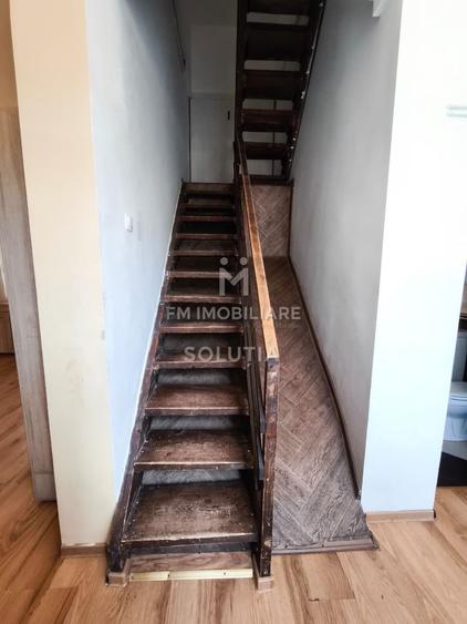 Apartament cu 4 camere semidecomandat în Orașul Vechi