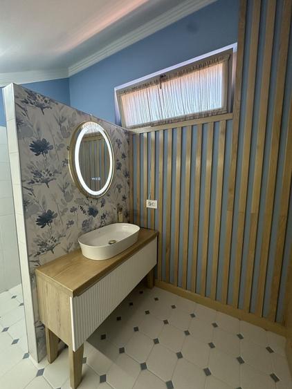 Casă cu 3 camere în Central