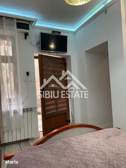 Apartament cu 2 camere, mobilat în Ultracentral
