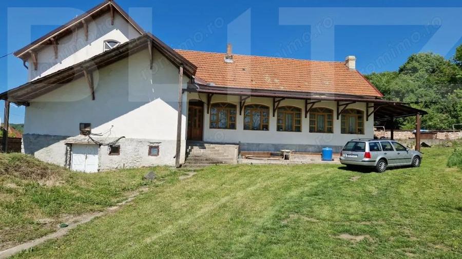 Casă cu 4 camere cu Teren 3166 Mp în Bejan