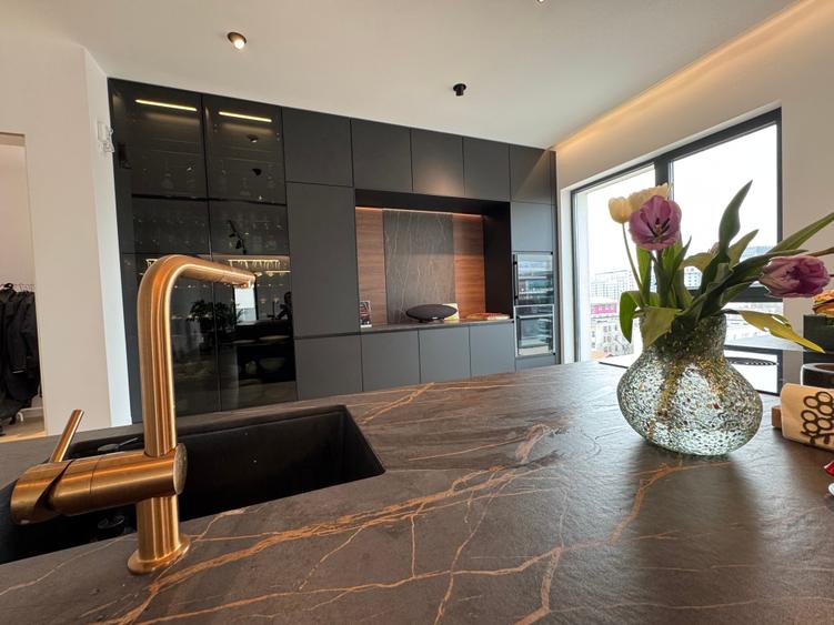 Vanzare apartament 3 camere  tip penthouse- Lux - Nusco - 6