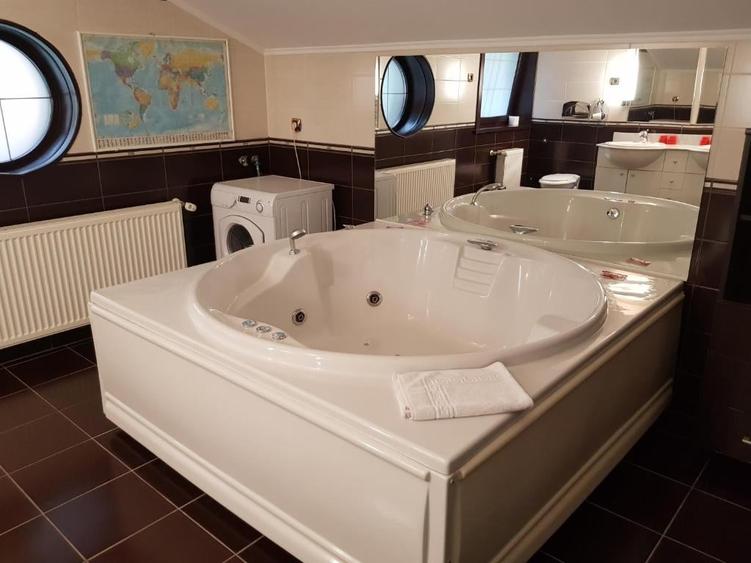 Sinaia-Central,Pensiune de vanzare-21 camere - 10