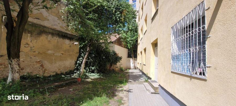 De vanzare apartament cu 2 camere pe strada Horea - 2