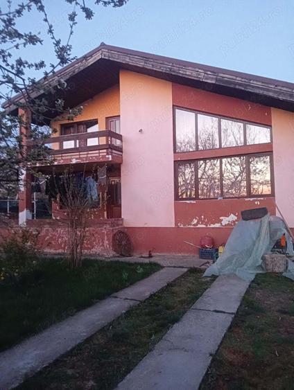 Casa de vanzare, 180mp locuibili cu teren aferent 4000mp - 2