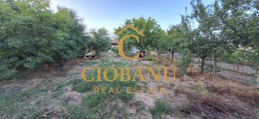 Teren cu casa batraneasca de vanzare in comuna Jugureni judet Prahova - 1