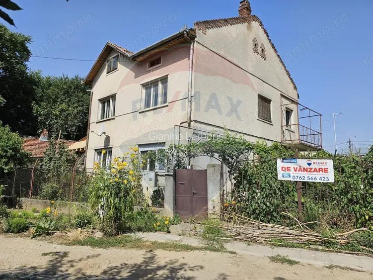 Casa de vanzare P+1E