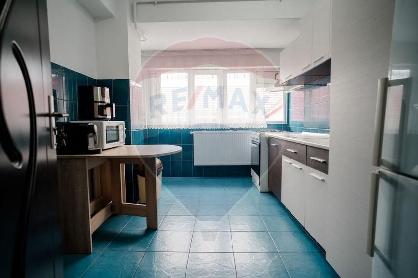 Apartament cu 2 camere de vânzare - Burdujeni - 3