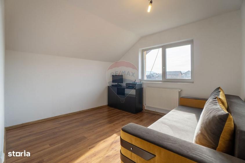 Casa 4 camere cu teren 550 mp Zona Izvor, Tarlungeni - 2