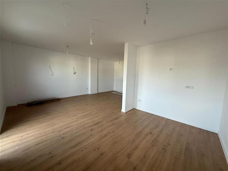 Exclusivitate, Apartament 4 camere-98 mp utili, Zona Tractorul, Brasov - 10