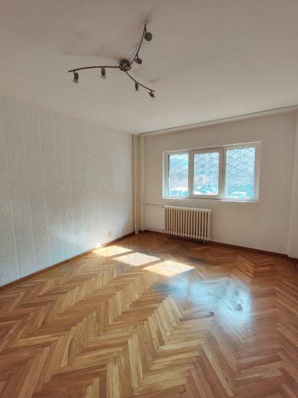 apartament 3 camere decomandat de inchiriat zona 13 septembrie - Marriot - 4