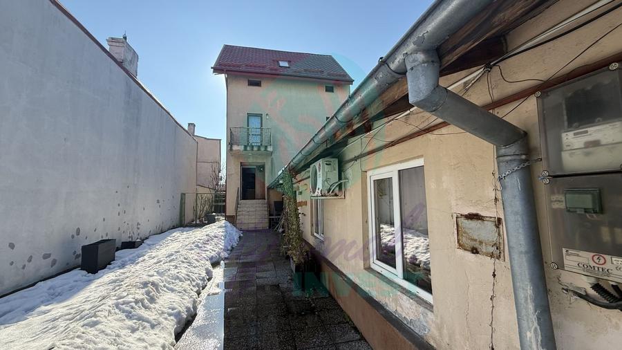 Proprietate cu 2 case și curte | 6 min Metrou Eroii Revoluției - 1