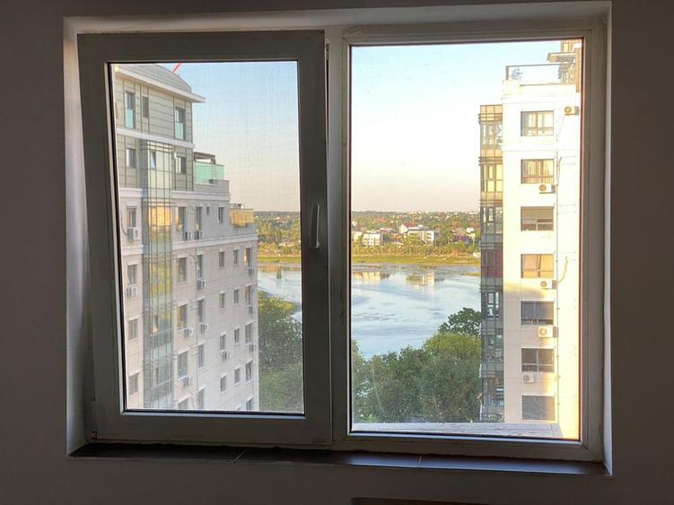 Vand apt 3 cam decomandat Lacul Tei - 1