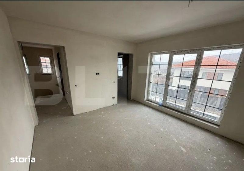 Casă cu 4 camere cu Teren 500 Mp în Chinteni